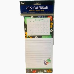 2022 Monthly Magnetic Calendar & Notepad NWT